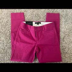 Brand New With Tag Banana Republic Sloan Skinny Pants Size 00p. Bright Hot Pink Color Perfect For Spring And Summer. Fits Tts, I’m 5’0” For Reference And It Hits Right At The Ankle. Smoke And Pet Free Home. Pink Fitted Straight Leg Dress Pants, Fitted Pink Dress Pants With Straight Leg, Fitted Pink Straight Leg Dress Pants, Fitted Ankle-length Work Pants, Pink Stretch Straight Leg Dress Pants, Hot Pink Color, Banana Republic Pants, Summer Fits, Pink Color