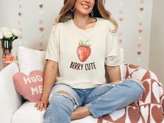 Spread good vibes and vintage charm in this punny retro collage strawberry t-shirt. Featuring a fun strawberry design, this super soft and comfy tee adds a pop of personality to any outfit, perfect for music festivals, parties, or casual hangouts. It makes a perfect party gift shirt for your bestie (or yourself!). This unique vintage strawberry design shirt is guaranteed to make you smile and stand out from the crowd. Get yours today! 😍 Your New Favorite Tee! ☁️ Ultra-soft cotton feels like a d Cute Relaxed Fit T-shirt As Gift, Fun Strawberry Print Crew Neck T-shirt, Sweet Strawberry Print Short Sleeve T-shirt, Trendy Screen Print T-shirt For Gifts, Trendy Short Sleeve T-shirt For Gift, Cute Relaxed Fit T-shirt For Gift, Fun Strawberry Print Short Sleeve T-shirt, Fun Short Sleeve T-shirt With Strawberry Print, Cute Strawberry Print T-shirt As Gift