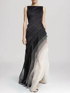 Organza Styles, Long Dresses Elegant, Tulle Maxi Dress, Amazing Dresses, Dream Outfits, Evening Dresses With Sleeves, Dress Sleeve Length, Sleeveless Outfit, فستان سهرة