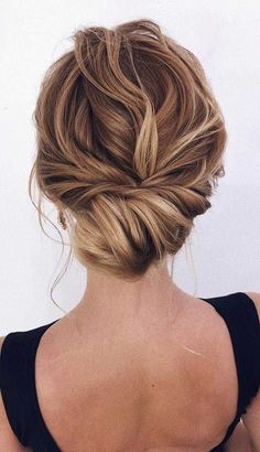 Bun Wedding, Wavy Wedding Hair, Classic Updo, Wedding Updos, Elegant Wedding Hair, Fishtail Braid, Bridesmaid Hair Updo, Wedding Hair Inspiration