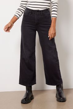 Cropped Wide Jeans Outfit, Wide Leg Cropped Jeans Outfit, Wide Jeans Outfit, Cropped Jeans Outfit, Wide Leg Jeans Outfit, Cropped Wide Leg Jeans, Wide Jeans, Jeans Outfit, Best Jeans