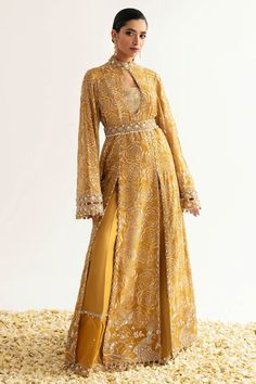 Elegant Yellow Heavily Embroidered Pakistani Salwar Kameez in Gown Style Pakistani Gown, Pakistani Salwar, Pakistani Party Wear, Party Frocks, Polka Dot Maxi Dresses, Gown Style, Traditional Indian Outfits, Pakistani Salwar Kameez, Muslim Fashion Dress