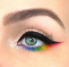 Femme Pride Outfit, Simple Pride Make Up, Pride Makeup Ideas Easy, Pride Make Up, Easy Pride Makeup, Pride Fits, Pride Looks, Pride Outfit Ideas, Pride Hair