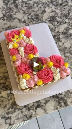 1.2M views · 39K reactions | Princess Peach Letter L Cookie Cake #lettercake #cookiecake #bluecottagebakery #princesspeach #cakedecorating #cakevideos #bakingasmr #asmr | Blue Cottage Bakery Letters Cake Birthday, Cottage Bakery, Cookie Tutorials, Blue Cottage, Number Three, Cake Videos, Letter L, Cookie Cake, Cookie Bars