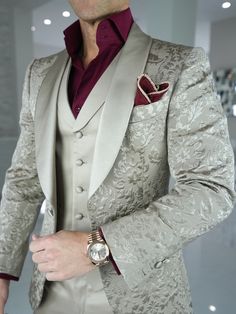 Look how awesome this Champagne Oro Fiore look came out! 😱 It’s that mix of champagne 🍾 & 🍷 ⭐️⭐️⭐️⭐️⭐️ Tag someone that needs this in their life 🙏🏻 #sebastiancruzcouture #suits #suitstyle #dinnerjacket #mensclothing #mensfashion #menswear #bespoke Beige Semi-formal Blazer With Buttons, Fall Beige Suits With Buttons, Beige Fall Suits, Wedding Suits With Lapel Collar And Buttons, Formal Beige Blazer With Button Closure, Single Breasted Long-sleeved Three-piece Suit For Wedding, Elegant Fitted Three-piece Suit With Buttons, Elegant Gold Three-piece Suit For Formal Events, Elegant Gold Three-piece Suit For Formal Occasions