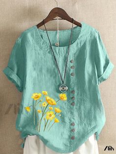 Zlily - Floral Print Plus-Size Casual T-Shirt for Women with Short Sleeves, Round Neck, and Button Decor Spring Crew Neck Top With Button Closure, Spring Short Sleeve T-shirt With Buttons, Spring Short Sleeve Button T-shirt, Spring Short Sleeve Buttoned T-shirt, Summer Crew Neck Blouse With Button Closure, Casual Button T-shirt For Spring, Summer Crew Neck Blouse With Buttons, Spring Crew Neck Blouse With Buttons, Summer T-shirt With Button Closure