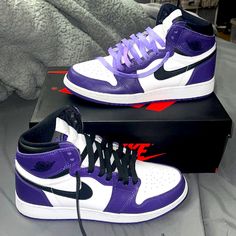 Air Jordan 1s Retro High In Court Purple With Both Pairs Of Black And Purple Laces, You Can Mix And Match! I Bought Them Used And They Were Not The Correct Size And I Was Unable To Return! Custom Purple Sneakers For Sneaker Matching, Nike High-top Purple Basketball Shoes, Nike Purple High-top Basketball Shoes, Nike Purple Sneakers, Purple High-top Jordan Shoes, Custom Purple Sneakers With Round Toe, Nike Jordan Purple, Purple Nike Shoes, Обувь Air Jordan