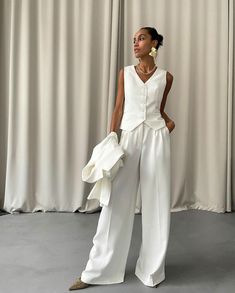 White 3 Piece Wedding Suit Bridal Suit Wedding Pantsuit For - Etsy España Womens White Wedding Pant Suit, White Occasion Outfit, White Vest Suit Women, Wedding Suit White Woman, Wedding Outfits Pants Women, White Suit Pants Women, Cute Pantsuits For Women, White Tailored Suit Women, White Pantsuit Women