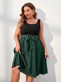 Verde Escuro Casual Collar Sem Mangas Tecido Bloco de cores,Gráfico Em A Embellished Elasticidade alta  Vestidos Plus size Casual Date Night Outfit Summer, Plus Size Summer Outfits Big Stomach, Plus Size Business Attire, Dubai Outfits, Casual Date Night Outfit, Summer Outfits Curvy, Date Night Outfit Summer, Comfy Clothing, Plus Size Summer Dresses