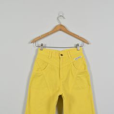 "Condition: Great! Super cute! Brand: Rocky Mountain  Color: yellow (color is most accurate in measuring tape images) Tag Size: 27/5 L (please view measurements for accurate sizing) 100% Cotton (no stretch) MEASUREMENTS: Waist (doubled): 25\" Hips (doubled): 37\" Rise: 11.5\" Thigh Width (doubled): 20.5\" Inseam: 33\" Ankle (doubled): 13\" BEFORE PURCHASING PLEASE MAKE SURE TO MEASURE YOURSELF!  All pants are normally a little darker than the image because of the camera and studio lights. Please Yellow Style, Vintage Denim Jeans, Studio Lights, Womens Jeans, Measuring Tape, Yellow Fashion, Rocky Mountain, Rocky Mountains, Vintage Denim