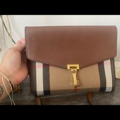 Original Burberry Crossbody Lightly Worn Burberry Bag, Limited Time, Burberry, Bag Lady, The Originals, Color