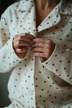 🔆 Discover our incredible pajamas made from warm, 100% cotton flannel! These soft, cozy pajamas will wrap you in warmth and comfort, even on the coldest nights, gently embracing your body. Designed to make every evening at home more relaxing, they fill you with soothing warmth before bed. These pajamas are the perfect choice for anyone who values comfort and self-care. 🔆 SIZE: BUST | WAIST | HIPS S: 33-35,2" | 23,5-25,9" | 35-36,6" M: 35,5-37,4" | 27,9-31,9" | 37-38,2" L: 37,8-40,5" | 27,9-31,9" | 38,6-41,7" XL: 40,9-44,5" | 29,7-31,9" | 42,1-45,3" 🔆  All of our items are made to order and are non-exchangeable and non-refundable.   We need the following measurements: bust, waist, and hips 🔆 MATERIAL:   100% natural cotton DELIVERY :   If you need to receive your order by a specific dat Pajamas Cozy, Pajamas Winter, Cozy Pjs, Winter Sleepwear, Warm Pajamas, Cozy Pajamas, Winter Pajamas, Cotton Pajamas, Women's Pajamas