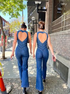 Fitted Jumpsuits With Back Opening, Fitted Jumpsuits And Rompers With Back Opening, Chic Fitted Bodysuit With Back Opening, Chic Fitted Jumpsuit With Back Zipper, Trendy Fitted Backless Jumpsuit, Fitted Bodysuit With Back Closure, Trendy Fitted Backless Jumpsuits And Rompers, Fitted Jumpsuit With Back Opening For Date Night, Fitted Sleeveless Jumpsuit With Back Zipper