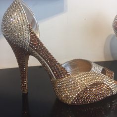 Gorgeous Giuseppe Zanotti Embellished With Swarovski Crystals Crystal Pumps, Zanotti Shoes, Giuseppe Zanotti Shoes, Brown Silver, Giuseppe Zanotti, Limited Time, Stiletto Heels, Swarovski Crystals, Pumps