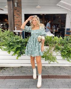 Shoes With Summer Dress, Beachy Dresses Casual, Easter Outfit Inspo For Women, Senior Pictures Outfits Dresses, May Wedding Guest Outfit, Easter Instagram Pictures, Easter Dresses 2023, Easter Dress For Women Church, Spring Feels