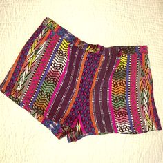 Angie Bright Multipattern Woven 100% Cotton Shorts! Size Large .. Fits Like A 6/8 At The Waist. Brand New! Never Worn! Gorgeous Pattern And Comfortable Feel. Button & Zipper Closure. Side & Back Pockets! Casual Summer Bottoms With Geometric Pattern, Casual Bottoms With Geometric Pattern For Summer, Multicolor Printed Bottoms Short Length, Multicolor Printed Short Bottoms, Multicolor Printed Shorts, Casual Multicolor Shorts With Vibrant Print, Summer Bottoms With Vibrant Patterned Print, Multicolor Bottoms With Geometric Pattern For Summer, Casual Multicolor Print Shorts