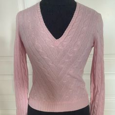 Beautiful Paw Pink Cashmere Sweater. Excellent Pre Owned Condition Fitted V-neck Cashmere Top, Long Sleeve Cashmere Cable Knit Top, Long Sleeve Cable Knit Cashmere Top, Cable Knit Cashmere Long Sleeve Top, Elegant Cable Knit Cashmere Tops, Fitted Wool V-neck Sweater, Fitted V-neck Cashmere Sweater, Fitted Cashmere Tops For Winter, Fitted Cashmere Sweater In Pink