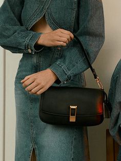 Editor's NoteJOY GRYSON's bags can be matched for various formal and casual stylings. - Over sized shoulder clip decoration- Detachable short strap- Magnetic closure detail- Open pocket at back Measurements (in.)- Size: 10.63 in. * 6.30 in. * 2.56 in.- Strap: 33.86 in. ~ 43.31 in. Composition & Care- Upper: Cowhide, Lining: Twill Cotton- Avoid direct heat and moisture- Wipe moisture with a dry clothDesigner- by JOY GRYSON Evening Flap Shoulder Bag With Metal Hardware, Formal Shoulder Box Bag With Metal Hardware, Elegant Satchel Baguette Bag For Work, Elegant Top Handle Baguette Bag For Work, Formal Crossbody Baguette Bag With Detachable Strap, Workwear Top Handle Flap Bag With Metal Hardware, Versatile Formal Baguette Bag With Detachable Strap, Versatile Formal Baguette Bag With Adjustable Strap, Formal Shoulder Flap Bag With Metal Hardware