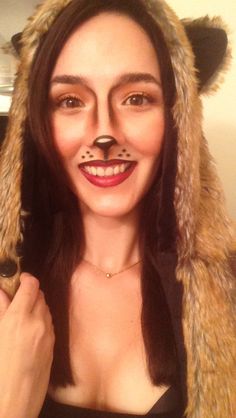 Squirrel Halloween makeup #squirrel #makeup #Halloween Squirrel Makeup Halloween, Squirrel Face Paint, Chipmunk Makeup, Squirrel Makeup, Candy Halloween Costumes, Purim Costume, Purim Costumes, Musical Hair