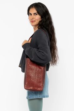 RLH3482 - Woven Leather Slim Tote – Los Angeles Apparel Women In Black, Los Angeles Shopping, Embossed Pattern, Travel Collection, Magnetic Closure, Best Sellers, Whiskey, Shoulder Strap, Genuine Leather