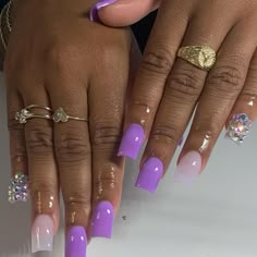 short nails 😍 #nailsacrylic #nailart #coffinnails Cute Short Nails Acrylic, Cute Baddie Nails Short, Blue Short Acrylic Nails, Nails Acrylic Ideas, Short Nails Acrylic, Bullet Tattoo, Acrylic Ideas, Girl Heaven, Purple Acrylic Nails