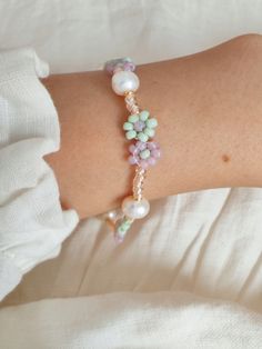 multicolor bracelet, summer jewelry, gift idea Green Seed Bead Bracelet, Flower Pearl Bracelet, Beaded Daisy, Multicolor Bracelet, Bracelet Summer, Pastel Beads, Seed Bead Bracelet, Bracelet Dainty, Purple And Green