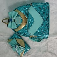 Loungefly Sequin Princess Mini Backpack/Wallet Collection 7 Of 12 *Firm On Price* Luxury Blue School Bag, Snow White Tattoos, Tinkerbell Wings, Minnie Mouse Backpack, Disney Maleficent, Loungefly Bag, Loungefly Disney, Lady And The Tramp, Disney Ladies