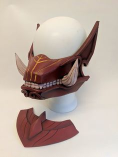 "DIGITAL ITEM (PDF file): Purchase includes a digital pattern that can be used to create the Female Odogaron Mask/ Face Armor as well as the neck piece from Monster Hunter: World. Pattern was made to be used on EVA foam (sizes are specified in the pattern), but can be used for thermoplastics as well. Some pieces in the example were made of clay, but can also be made from foam. PDF content:  5x 8.5\" x 11\" pages, and 1x Full Size PDF (for paper sizes outside of US Letter) 1:1 scale templates of Monster Hunter Cosplay, Foam Props, Star Monsters, Ajin Anime, Prop Making, Monster Hunter World, Retro Accessories, Cosplay Diy, Animal Masks