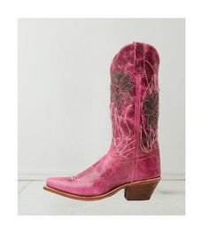 Elevate your western wardrobe with the enchanting Women's Paislee Western Medium Sizes Boots. Crafted for the stylish cowgirl, these boots feature a chic snip toe design that adds a touch of sophistication and flair to any outfit. Constructed with a sturdy leather upper, the Paislee boots seamlessly blend durability with style. The sleek 12" shaft height provides a flattering silhouette, while the pull-on style with convenient pull tabs ensures easy wear for those on the go.  With a comfortable Pink Round Toe Boots For Ranch, Pink Round Toe Ranch Boots, Western Style Fitted Mid-calf Boots For Country Events, Fitted Western Style Mid-calf Boots For Country Events, Spring Ranch Mid-calf Snip Toe Boots, Pink Western Boots For Ranch, Pink Snip Toe Boots For Western-themed Events, Western Style Pink Mid-calf Boots, Pink Fitted Western Mid-calf Boots