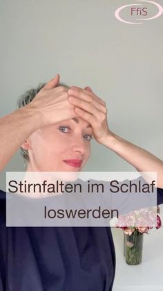 TAPING MASSAGEN FACEYOGA WIRKSTOFFKOSMETIK on Instagram: "Wie du die Stirnfalten loswirst. Methode 2. Heute geht es über die zweite Methode - Tapes🤩 Vor- und Nachteile des Tapings: Vorteile: ❣️spart Zeit. Während die Tapes wirken, kannst du andere Dinge tun oder schlafen; ❣️eine natürliche, sanfte und schmerzfreie Methode; ❣️die Mimik wird neu trainiert Nachteile: ➖eine falsche Technik kann sich nachteilig auswirken und die Situation verschlimmern; ➖man kann allergisch reagieren (Allergi Kinesio Tape, Beauty Diy, Diy Beauty, On Instagram, Instagram