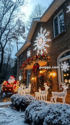 Christmas House Exterior, Christmas Exterior, Exterior Christmas, Christmas Fireplace Decor, Christmas Fireplace, Dream House Rooms, Exterior Decor, Christmas Crafts For Kids