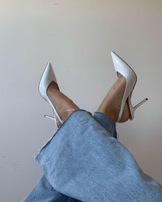 Clear Heels Outfit Classy, Trendy Heels, Cute Shoes Heels, Fancy Shoes, Shoe Inspo, Girly Shoes, Boutique Dress