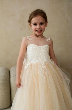 PERFECT FLOWER GIRL DRESS✨ Make order today and SAVE 15%🎁delivery 3-4 days only! Beautiful Baby Flower girl dress with 3D lace embroidery and amazing puffy skirt! Process time: 1-2 working days Delivery time: 2-4 working days  Also offer express overnight delivery https://www.etsy.com/listing/1298332912/express-delivery?click_key=eb8207bd8376c2fa762384c4d5701f79c6bcbc77%3A1298332912&click_sum=63123b47&ga_search_query=express&ref=shop_items_search_1&frs=1 *Train is detachable & all dresses have bow* Age 1.5 Height 86cm/34in Chest 51cm/20in Waist 51cm/20in Hips 51cm/20in Age 2 Height 92cm/36.3in Chest 53cm/21in Waist 52cm/20.5in Hips 54cm/21.3in Age 3 Height 98cm/38.6in Chest 55cm/21.7in Waist 53cm/ 21in Hips 57cm/22.5in Age 4 Height 104cm/41in Chest 57cm/22.5in Waist 54cm/21.3in Hips 60cm/ Princess Dress With Lace Bodice And Tulle For Dress-up, Cream Tulle Dress With Sheer Bodice, Floral Applique Tulle Ball Gown For Dress-up, Tulle Ball Gown With Floral Applique For Dress-up, Tulle Pageant Dress With Floral Applique For Dress-up, Cream Gown With Lace Bodice And Tulle, Cream Gown With Lace Bodice And Tulle Material, Princess Style Bridesmaid Dress With Floral Applique, Princess Style Dress With Sheer Bodice For Pageant