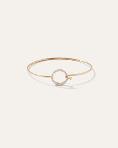 Your new favorite bracelet… great as a gift or keep for yourself. You'll want our 14K Gold Diamond Circle Bangle Bracelet around for a lifetime. Styled on its own, it’s simply chic. But it’s also great for stacking if you want a little bit of edge. Diamond Bangles, Pretty Jewelry Necklaces, Bezel Necklace, Circle Bracelet, Bangles Indian, Circle Diamond, Simply Chic, Diamond Bangle, Own It