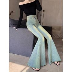 There may be errors in manual measurement, 1-3cm error is normal. The color in the image could look slightly different from the actual product. Denim Wide Leg Pants, Denim Wide Leg, Y2k Streetwear, Washed Denim, Jeans Women, Wide Leg Denim, Casual Jeans, Denim Wash, Bell Bottoms