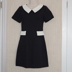 Gaala Paris Black White Colored Linen Cotton Short Sleeve Mini Dress Size:34 Shoulder 14,5" Bust 16" Waist 13,5" Hip 18" Length 32" Sleeve 7" 52% Linen, 48%Cotton Unlined Nwot Black And White Mini Dress For Work, Fitted Black And White Mini Dress For Work, Formal Black And White Mini Dress, Black Fitted Daywear Dress, Black Fitted Dress For Daywear, Chic Black And White Workwear Dresses, Chic Black And White Short Sleeve Dress, Chic Black And White Dresses For Work, Fitted Knee-length Black And White Dress