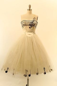 Short Strapless Prom Dresses, Music Dress, Short Homecoming Dresses, Tulle Homecoming Dress, Short Prom Dress, Creation Couture, Musical Notes, Short Prom, Homecoming Dresses Short