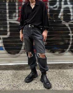 Old Money Mens Outfits, Neutral Mens Outfits, Outfits No Face, Outfits New York, Look Grunge, Queer Fashion, New York Mens, Kleidung Diy