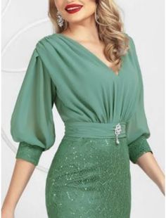 Sheath / Column Mother of the Bride Dress Wedding Guest Party Elegant V Neck Knee Length Chiffon Lace Half Sleeve with Sequin Split Front Crystal Brooch Elegant Green Chiffon Evening Dress, Green Mother Of The Bride Dress For Banquet, Green Chiffon Mother Of The Bride Dress For Wedding, Elegant Green V-neck Mother Of The Bride Dress, Formal Green Chiffon Mother Of The Bride Dress, Dress Wedding Guest, Mother Of The Bride Dress, Crystal Brooch, Elegant Party