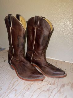 These were purchased as a gift but needed a different width, these boots have Nebraska University logo pressed on both boots: at the shin and top of the boot.  I have a different pair and they are MORE THAN PERFECT. Nebraska University, Coach Backpack Purse, River Island Boots, Nocona Boots, Coach Hobo Bag, Western Brown, University Logo, Harness Boots, Vintage Cowboy