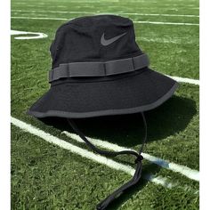 Nike Black And Gray Colorway Boonie Style With Drawstring Bucket Dry Fit Hat Cap Dm3329 010 New Fast Shipping Casual Adjustable Black Bucket Hat, Casual Black Adjustable Bucket Hat, Black Bucket Sun Hat For Outdoor, Black Wide Brim Sun Hat For Sports, Black Flat Brim Bucket Hat For Outdoor Activities, Nike Sporty Adjustable Hat, Black Bucket Hat For Sports, Sporty Adjustable Wide Brim Sun Hat, Black Flat Brim Sun Hat For Outdoor Activities