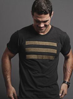 Rad Naval Flag T in Black and Gold from WE ARE ALL SMITH. Too bad XL is the only size they have in stock... Design Jersey, Tee Shirt Homme, Well Dressed Men, Print Tee, Workout Tshirts, Visual Communication, T Shirt For Men, Personalized T Shirts, Black T Shirt