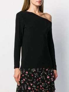 Norma Kamali Off The Shoulder Top - Farfetch Off The Shoulder Top Black, Black Off The Shoulder Top, Black Off Shoulder, Blouse Price, Norma Kamali, Off The Shoulder Top, Off Shoulder Tops, Black Blouse, Tube Top