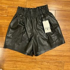 Zara Faux Leather Black High Waist Shorts - Xs New With Tag, Never Worn High Waist Black Faux Leather Shorts, Black High Waist Faux Leather Shorts, Black Shorts With Elastic Waistband For Fall, Black Leather High-waisted Shorts, Black Leather Shorts For Fall, Casual Black Leather Shorts, Black Faux Leather Shorts For Fall, Fall Black Faux Leather Shorts, Casual High Waist Leather Shorts