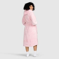 - Wrap yourself up in our luxurious, buttery-soft Fluffy Robe: A versatile accessory for a dreamy escape.
Classic Dreamy Colours – For Everyday Wear
Generous & Roomy – Available In Three Sizes: S/M, L/XL & OOD
Patch Pockets – To Store Your Essentials
Tie Waist & Oversized Hood – Cosiness At Your Convenience
- Fluffy Fabric On One Side – Sherpa-Like Texture On The Other
Easy Care – Machine Washable
*Returns Policy: This item must be unworn and returned in its original packaging. Soft Pink Sleepwear For Relaxation, Chest Tube, Fluffy Fabric, Sell Dresses, Hair Turban, Warm Hug, Comfort Wear, Beach Accessories, Spa Day