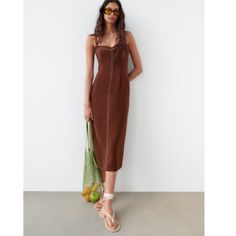 Zara Dress, Brown, Size S, New, Never Used Although Has Removed Tags. Sad To Let It Go But Bought It Too Small. Chenille Dress, Work Outfits Frauen, Silk Bralette, Classy Business Outfits, Smart Casual Work Outfit, Sewing Dress, Draped Midi Dresses, Chique Outfits, Stylish Work Outfits