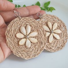 Beautiful jute rope earring perfect for summer. Light and fresh beach look. All of my jewellery is hand made with a combination of materials, typically being resin,metal, fabrics, yarns and seed or flowers. My aim is for my pieces to be unique, easy to wear but striking. Please keep in mind that each piece is hand made and there for might slightly differ from each other. Every piece is carefully made with love.  Details: Earrings made of jute Thread ,Pumpkin seeds, Glue , 925 sterling silver Siz Casual Beach Jewelry Fair Trade, Casual Fair Trade Beach Jewelry, Handmade Bohemian Flower Earrings For Vacation, Natural Woven Jewelry For Vacation, Woven Natural Jewelry For Vacation, Bohemian Flower Earrings For Summer Vacation, Bohemian Flower Earrings For Summer Beach, Bohemian Summer Flower Earrings For Vacation, Handmade Bohemian Earrings For Vacation