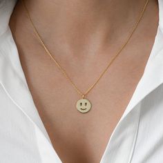 "Super cute smiley face medallion! Simply wearing it will immediately put a smile on your face! Good reminder to BE HAPPY! :) - - - D E T A I L S - - - * Made of 925 Sterling Silver * THICK plating of 14k Gold or Rhodium * 16\" Chain + 3\" Ext * 15mm Charm * Nickel-Free & Hypoallergenic * Lobster Clasp Closure Made with 100% Pure Love ♡ Happy to answer you questions you may have! 🥰" Playful Smiley Face Jewelry For Gifts, Cheerful Smiley Face Jewelry For Everyday, Cheerful Smiley Face Jewelry As Gift, Playful Gold Jewelry With Smiley Face, Playful Gold Smiley Face Jewelry, Smiley Face Jewelry, Smiley Face Necklace, Smile Necklace, Simple Diamond Ring