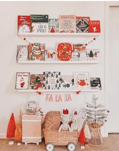 there are many christmas cards on the wall