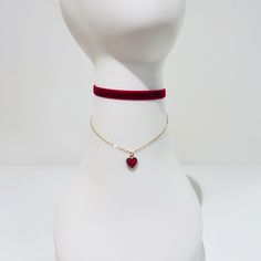 Red Velvet Gold Hardware Layered Heart Dangle 2-In-1 Choker Necklace One Size Nwt Goth Grunge Emo Cute Coquette Boho Goth Emo Grunge Coachella Alt Vintage Victorian Coquette Rave Festival Lace Crochet Beaded Embellished Clasp Back Punk Valentine's Day Heart Choker, Red Heart Charm Choker Necklace, Elegant Red Choker For Valentine's Day, Red Choker For Valentine's Day, Victorian Coquette, Red Goth, Boho Goth, Cute Coquette, Emo Grunge